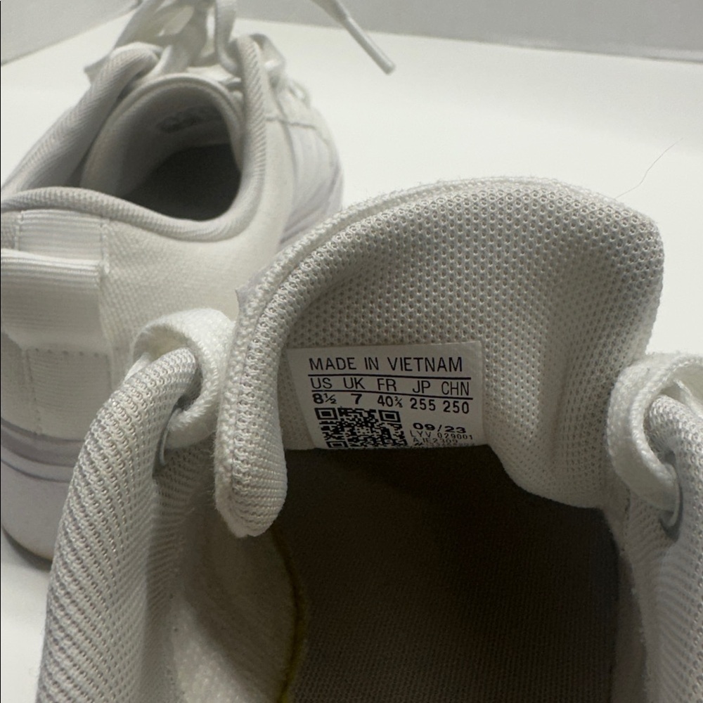 adidas Bravada 2.0 Platform Shoes Lace Up Sneakers Shoe White Women's Size 8.5 - Picture 7 of 9